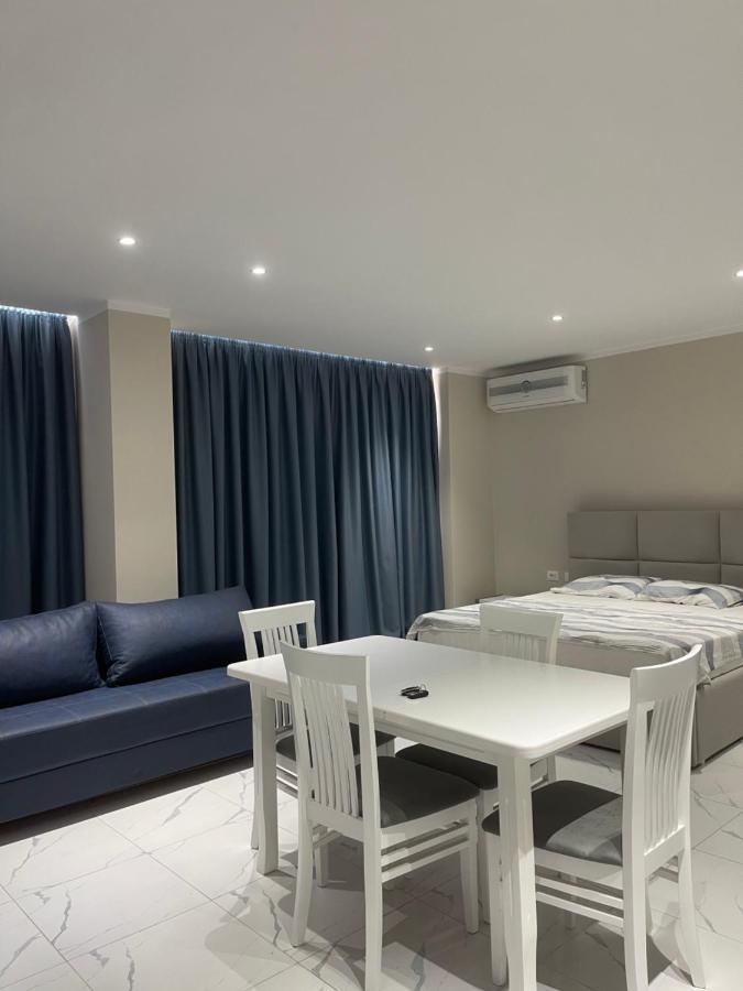 Modern Beachfront Apartments Sarandë Exterior foto