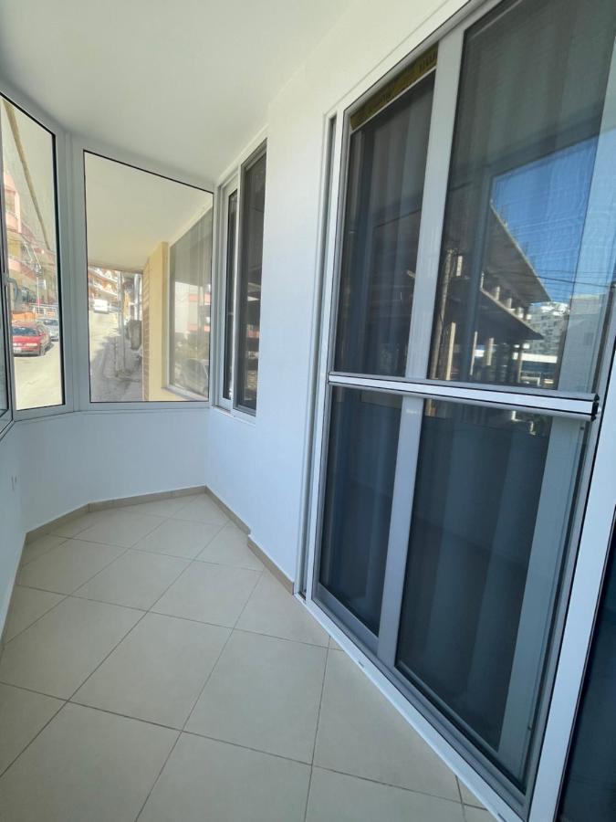 Modern Beachfront Apartments Sarandë Exterior foto