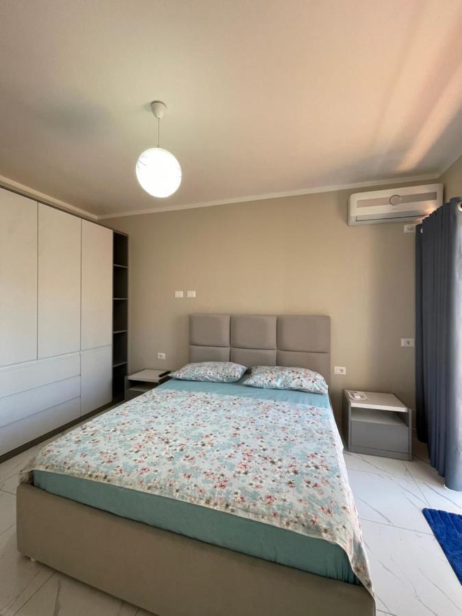 Modern Beachfront Apartments Sarandë Exterior foto